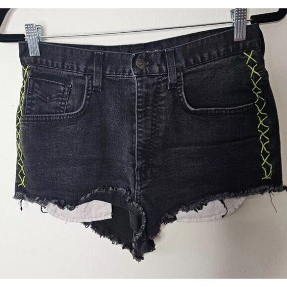 Vans Jesse Jo Black Distressed Raw Hem High Waist Short Lime-Green Side Stitch 9 - Picture 10 of 10